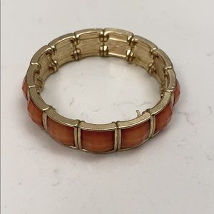 Bangle bracelet
